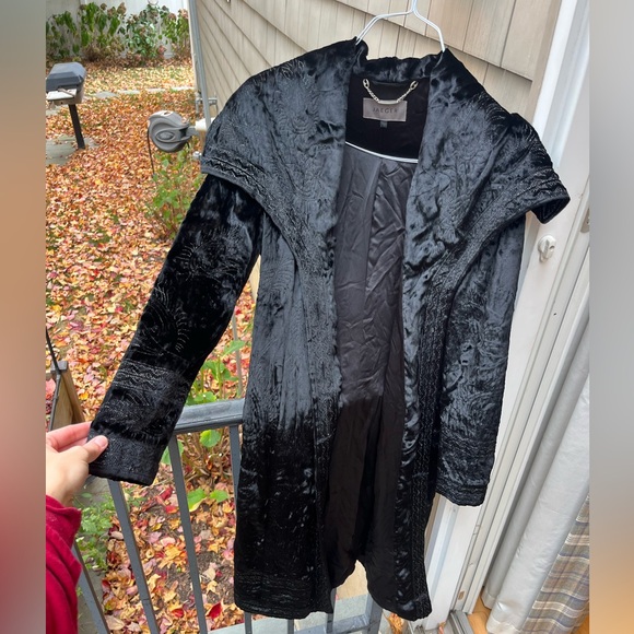 Black Silky Coat Jaeger Limited Edition - Picture 14 of 17